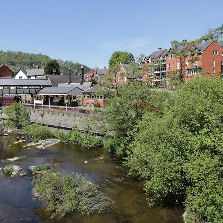 Westoe Hideaway Villa Llangollen Eksteriør bilde