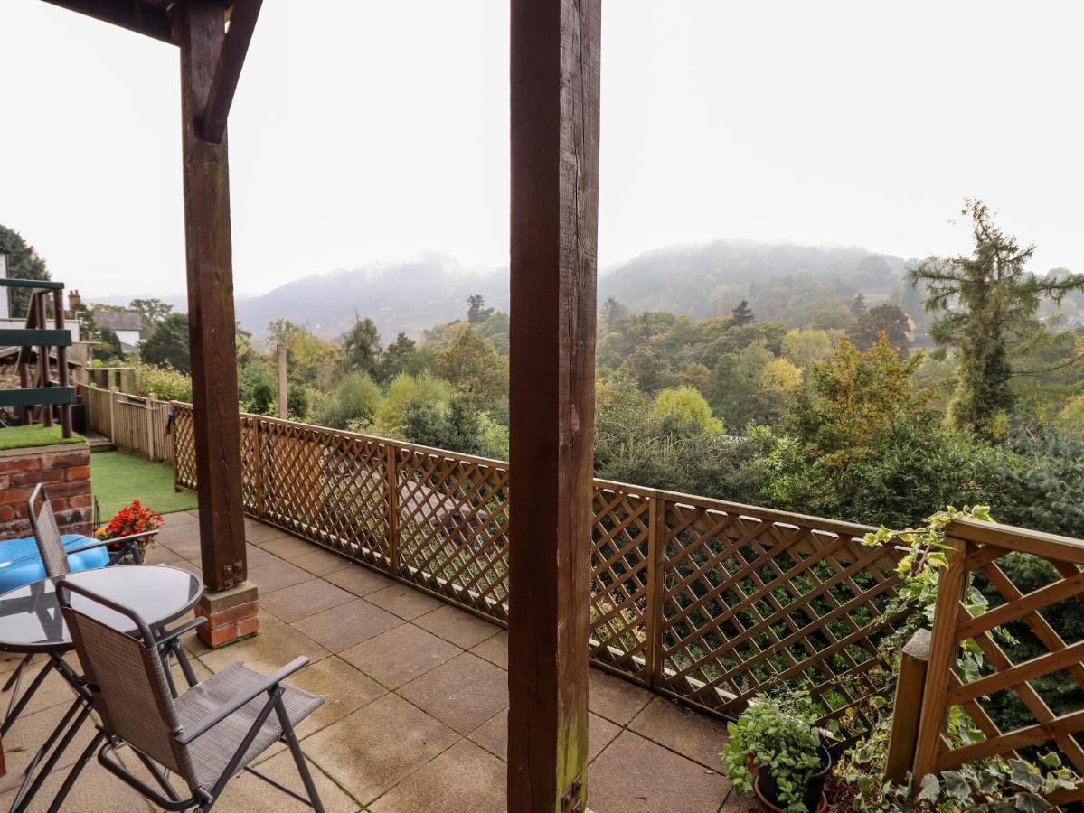 Westoe Hideaway Villa Llangollen Eksteriør bilde