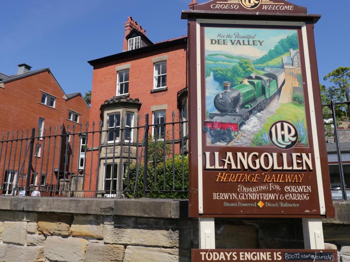 Westoe Hideaway Villa Llangollen Eksteriør bilde
